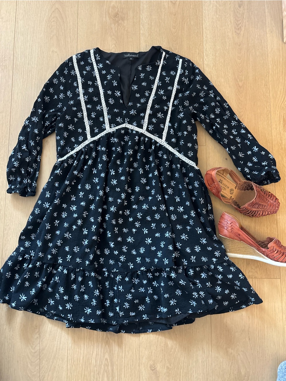 Boutique Black Floral Long Sleeve Dress with White Trim